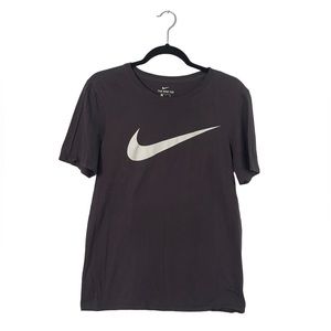 Women Nike T-shirt, size small